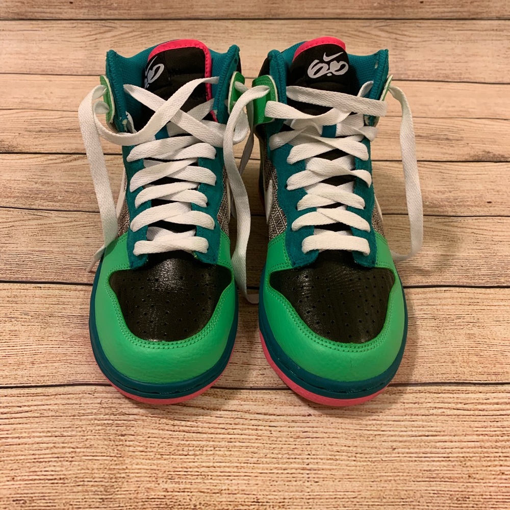 Women’s Nike Dunk High 6.0 Sneaker